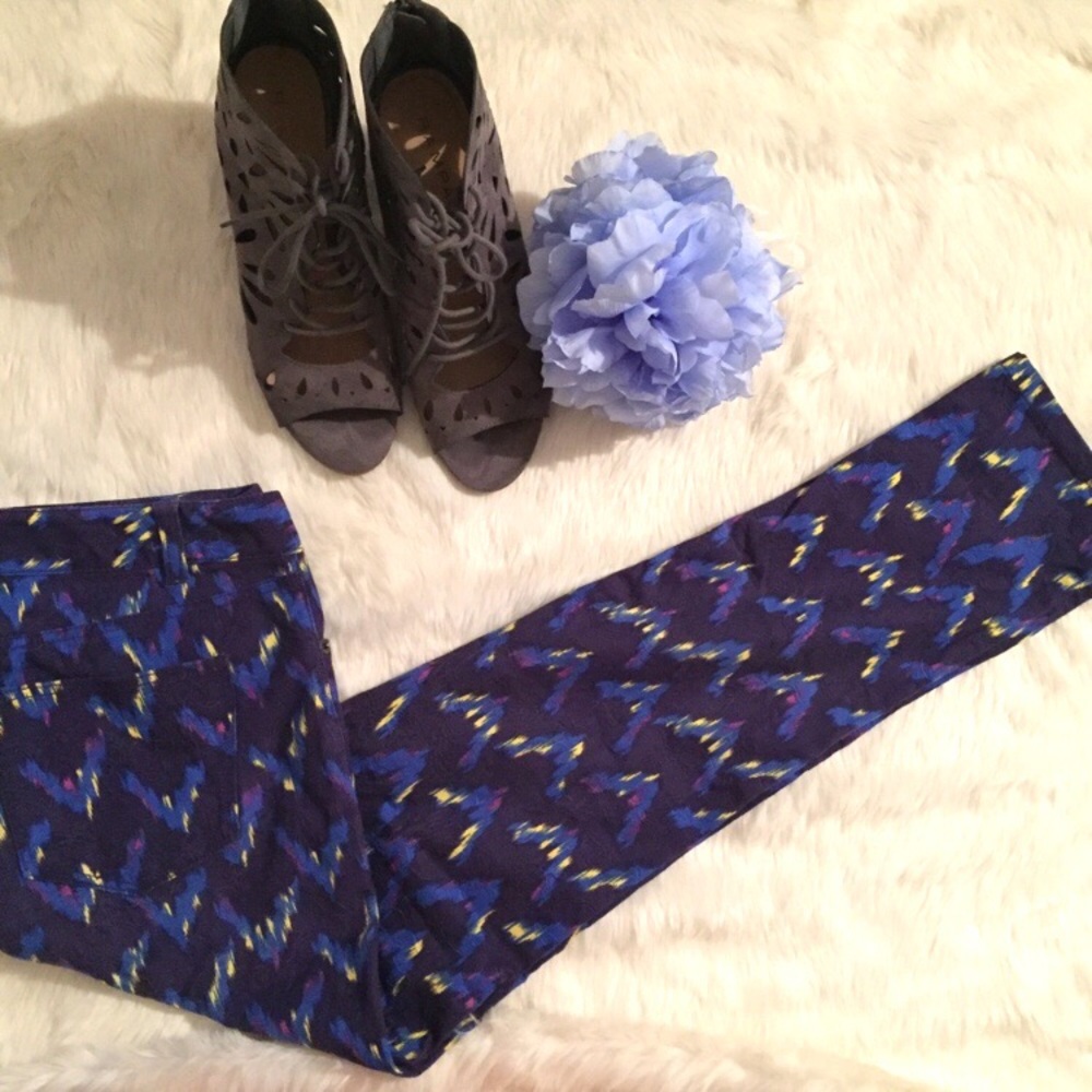 The Limited Ankle Pants Textured Paintbrush Print Size 8 Purple Yellow Blue